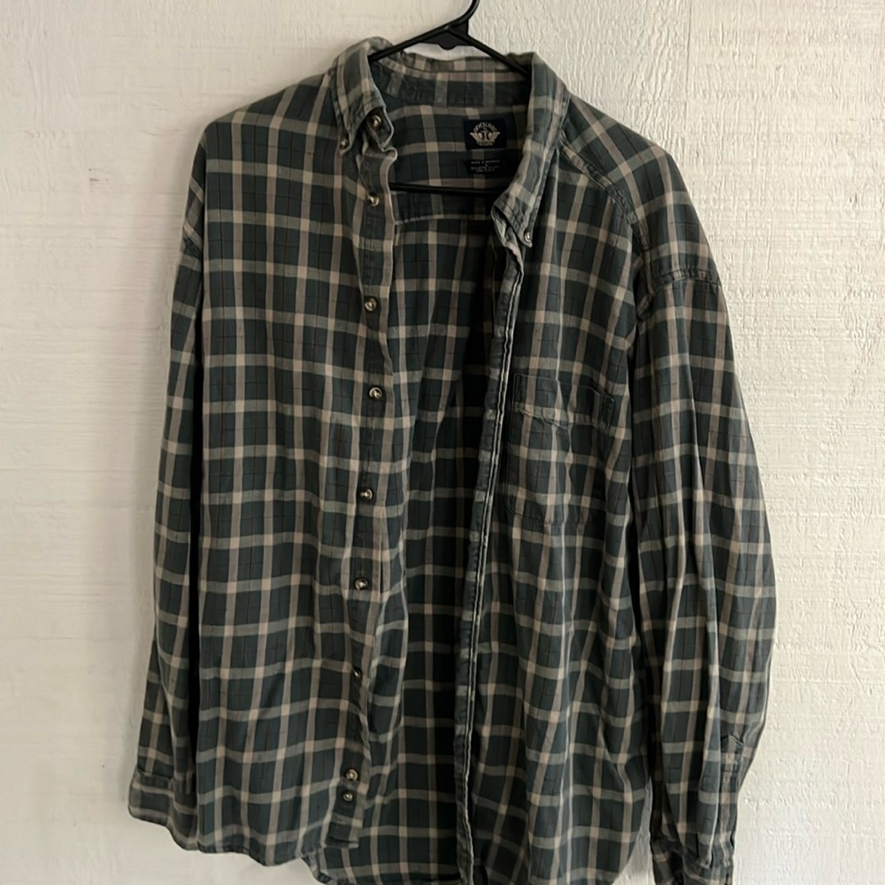 Dockers flannel button up shirt